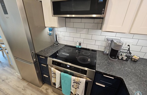 St. Petersburg Condo | Snowbird Season is coming. Sun, Sand & Sunsets–all just minutes from your door.