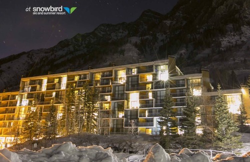 Salt Lake Mountain Resorts Condo | Snowbird slopeside two-story loft condo with stunning mountain views!