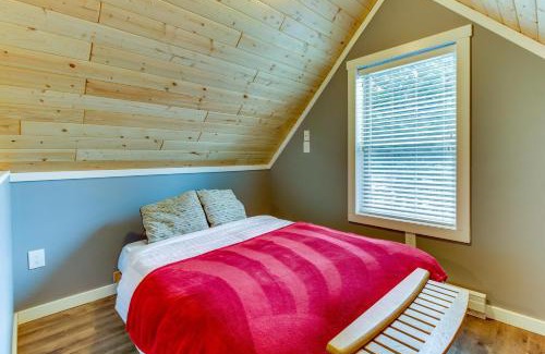 Snoqualmie Pass House | Snowdrop Summit Cabin