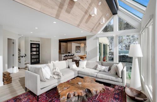 Vail House | Snowfall Sanctuary, Unit 12
