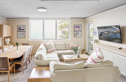 Mount Buller Apartment | SNOWFLAKE 14 - Mt Buller Village Family Accommodation