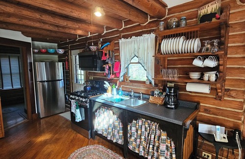 Slaty Fork Cabin | Snowshoe Log Cabin - Falling Water
