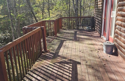 Slaty Fork Cabin | Snowshoe Log Cabin - Falling Water