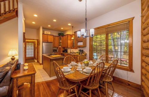 Slatyfork Farm House | Snowshoe WV 'Mountain Retreat' Starlink