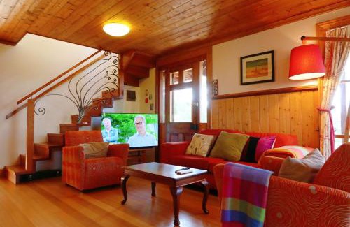 Lower Snug House | Snug Sanctuary - A gem in the forest 20 min to CBD