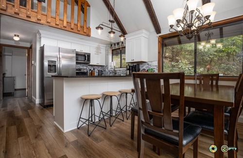 Basye Ski Chalet | So-Close Chalet - Easy walk to Bryce Resort!