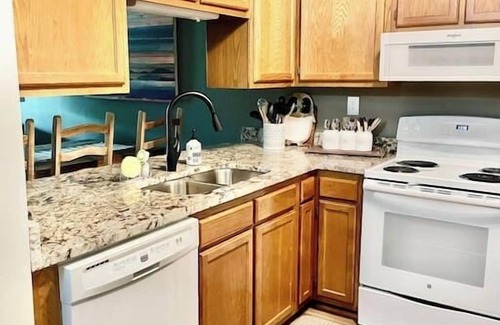 Chalet Village Condo | So Peaceful! Cozy, Comfy and 4 beds @ Boo Bear