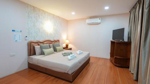 Ban Lo Ti Pa Resort | So View Phuket Resort