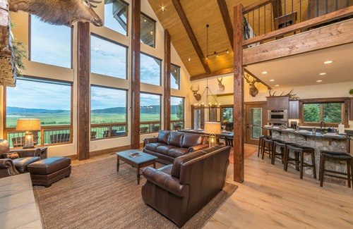 Island Park Cabin | Soaring Eagle Lodge is Spacious with Stunning Views