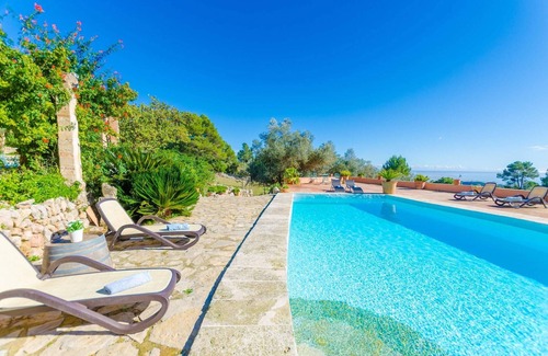 Urbanitzacio Es Verger Villa | Sobreamunt - Villa With Private Pool In Esporles