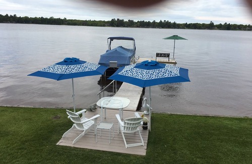 Oscoda House | Socrates Place Resort on Lake Van Etten in Oscoda, Michigan
