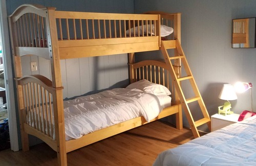 Sodus Point Cottage | Sodus Point Bayview Cottage