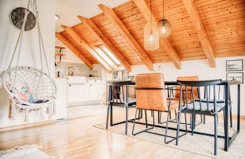 Rust Apartment | Sohana Lifestyle Apartments I Stefan's Home I Rust