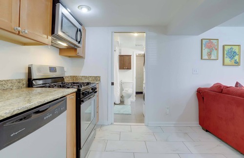 Southeast Apartment | Sojourn Garden Level Home Sleeps 2