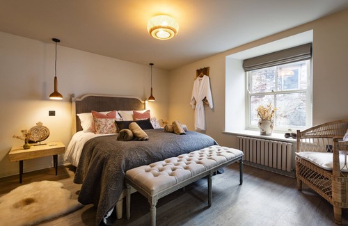 Totnes Cottage | Solace | Finest Stays
