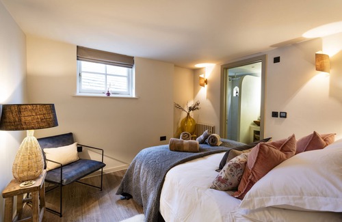 Totnes Cottage | Solace | Finest Stays