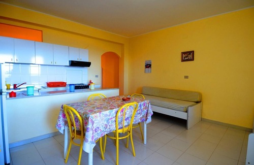 Santa Domenica Apartment | Sole apartment with sea and mountain views, free wi fi (n ° 6)