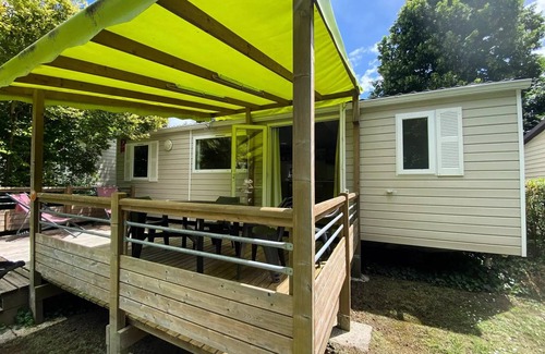 Puybrun House | SOLE CAMPING * - Mobil'home Trigano GRAND CONFORT 3 chbres 6 pers + 1 bébé, TV 6 à 7 personnes - 6 pers. inclus dans le tarif