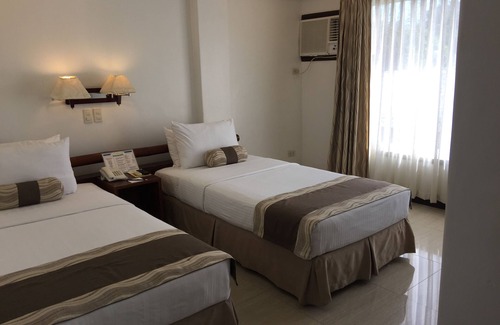 Tagbilaran Hotel | Soledad Suites