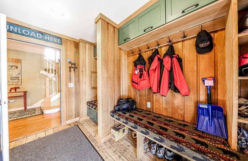 Proctorsville Condo | Solitude Village Stunner!