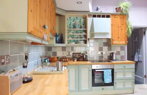 Rostrevor Cottage | Solo Bike Mourne Guest Lodgings
