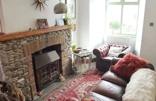 Rostrevor Bed & Breakfast | Solo Guest Suite with Toilet/Shower & Utility Room