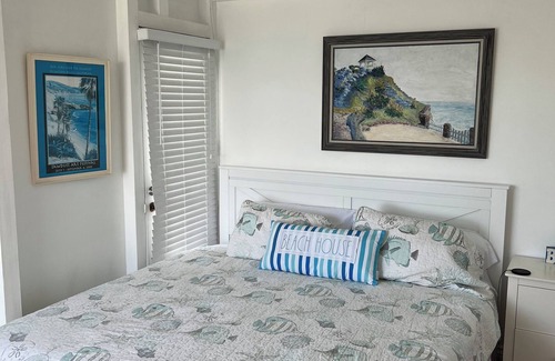 Coast Royal House | Some of the most beautiful unobstructed beach views in Laguna beach