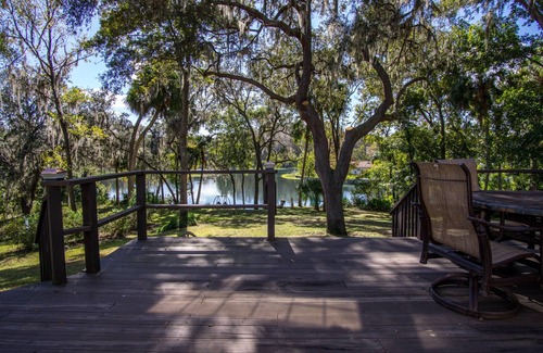 Dunnellon House | Somewhere. for Birding and Boating