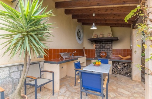Buger House | Son Fornes in Inca with Private Pool