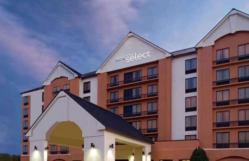 St. Johns Hotel | Sonesta Select Austin North Central
