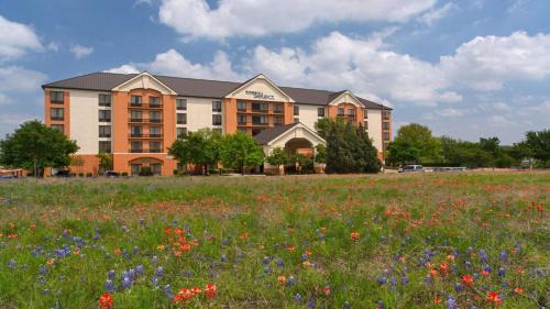 St. Johns Hotel | Sonesta Select Austin North Central