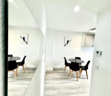 Neudorf-Nord Apartment | Sonnenglanz Wohnung auf der Vierten