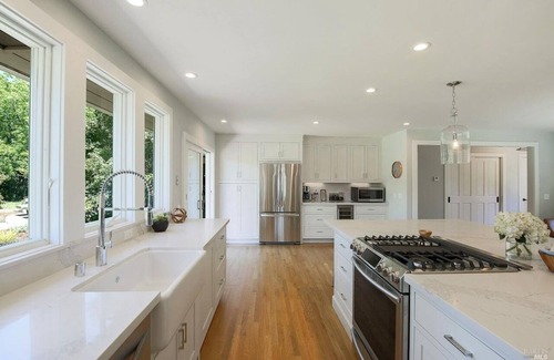 Santa Rosa House | Sonoma Vineyard Retreat with Pool, Hot Tub & Vineyard Views