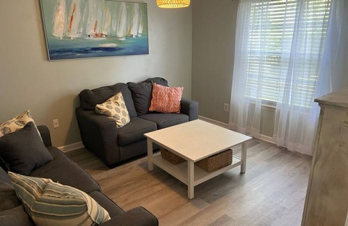 Winter Park House | Soothing 3-bedroom house with AC in Winter Park