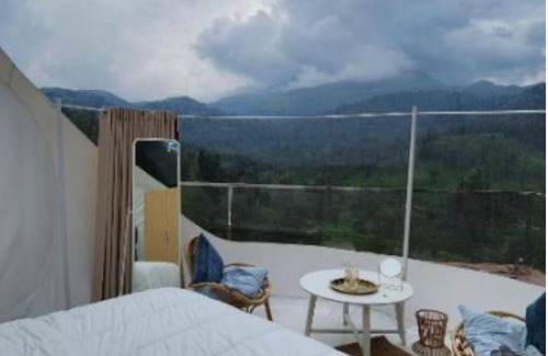 Kottappadi part House | Soothing Tent Camping campground in Meppadi