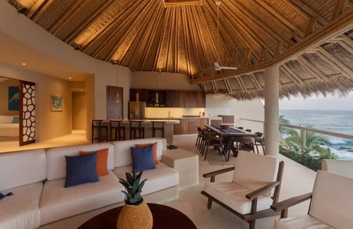 Troncones Villa | Sophia 8 - Your Oceanfront Penthouse Retreat