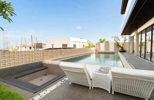 Ungasan Villa | Sophistication & Cliffside Luxury – 4 Bedroom Villa in Uluwatu