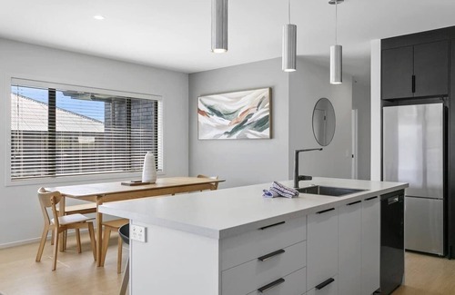 Wharewaka House | Sophistication Meets Relaxation