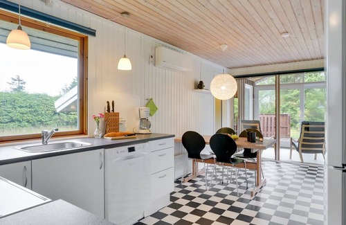 Trend House | "Soraya" - 700m to the inlet by Interhome