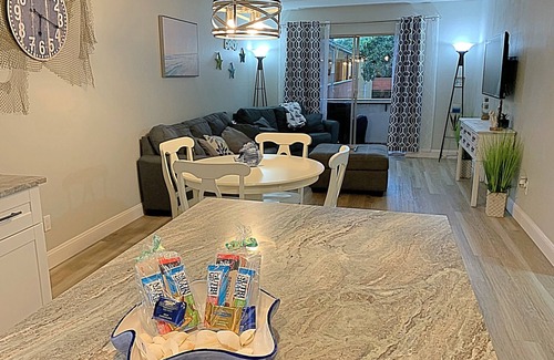Mary Esther Condo | Soundside 2 Bdr Condo *Pool & dock