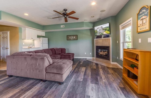 Wind Over Waves House | Soundview Dog Friendly w/Pool, Hot Tub, Cargo Lift, Boat and Windsports Access