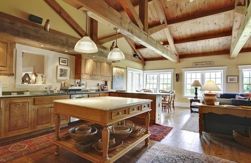 Stowe Hollow House | Soupcon: 4 br, fireplaces, game room, sauna, hot tub, views!