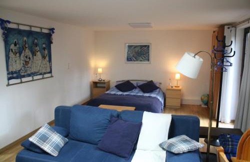 Schwaebisch Hall Apartment | Souterain Appartement 19 min zu Fuß Downtown