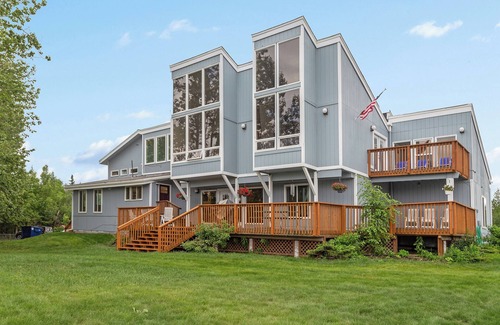 Huffman - O' Malley Apartment | South Anch. Suite Partial Chugach Mountain View