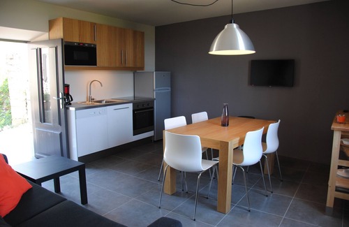Balazuc Cottage | South Ardeche, Balazuc listed site, charming gîte La Maison des Vignes swimming pool