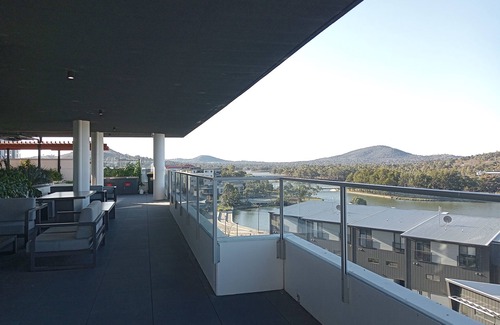 Canberra Apartment | South Canberra 1bdrm Apartment with all amenities
