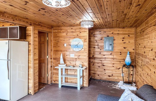 Pelican Rapids Cabin | South Lida Lake View with Dock, Excellent fishing, near Maplewood State Park