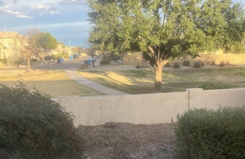 South Mountain House | South Mountains Views and Fun! Big back yard and Next to a park with playground