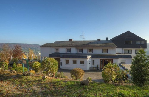 Bollendorf-Pont House | South side with balcony, with panoramic view max. 1 nights - Waldhotel Sonnenberg