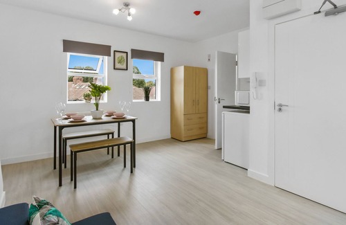 Dormers Wells Apartment | Southall Studios London